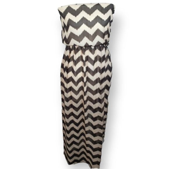 FASHION MAGAZINE BLACK & TAN STRIPE DRESS SZ.M EUC - Picture 1 of 6